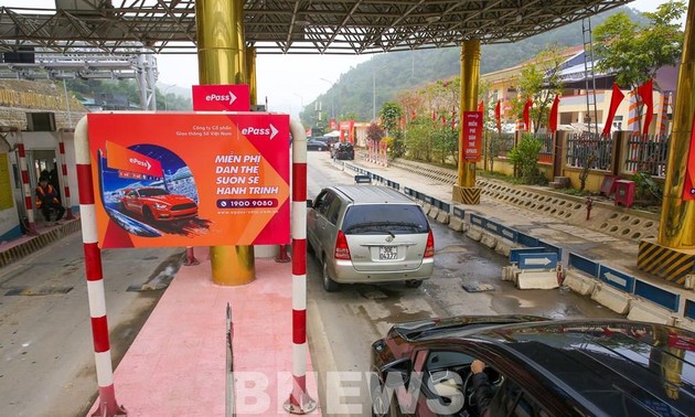 Electronic non-stop toll collection system begins operation