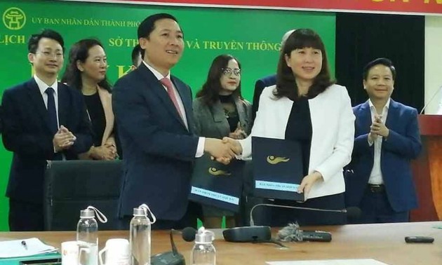 Hanoi promotes IT applications in tourism