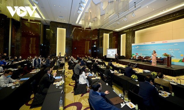 Hanoi forum promotes tourism before full reopening from Mar. 15