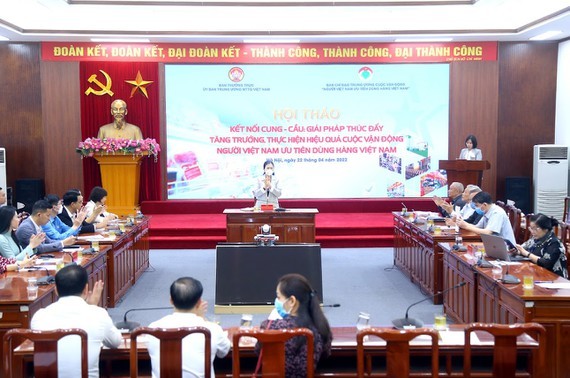 “Vietnamese people use Vietnamese goods” campaign promoted