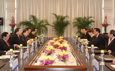 Vize-Premierminister Hoang Trung Hai trifft chinesischen Kollegen Li Keqiang