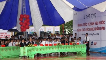 Staatspräsident Truong Tan Sang startet Hygienekampagne 