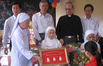 Engagement vietnamesischer Katholiken für Entwicklung des Landes