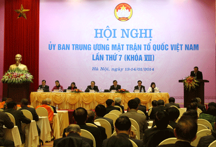 Die Vaterländische Front Vietnams erneuert die Aufsichtsarbeit und die Gesellschaftskritik