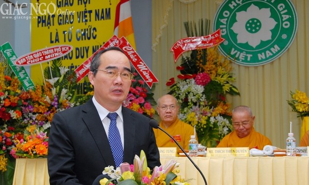 Verstärkung der Solidarität des Buddhismus Vietnams mit dem der anderen Länden