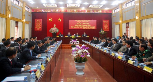 Konferenz der Verwaltungsstäbe in Nordwesten, Tay Nguyen und Südwesten