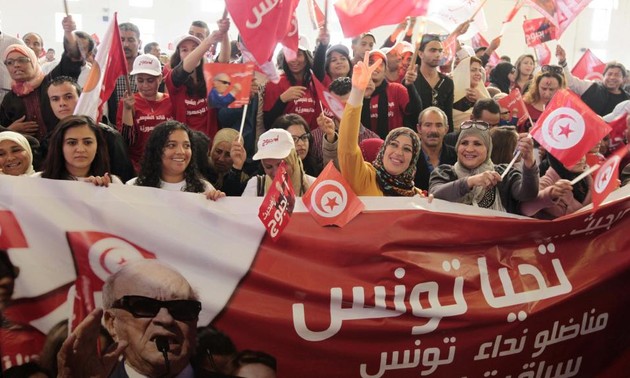 Tunesien beginnt Präsidentschaftswahlen
