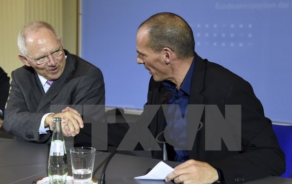 Deutscher Bundestag beschließt die Verlängerung der finanziellen Hilfe für Griechenland