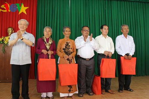 KPV-Generalsekretär Nguyen Phu Trong besucht den Kreis My Xuyen der Provinz Soc Trang
