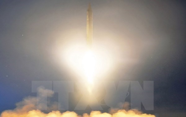 Nordkorea veröffentlicht den Plan des Schießens von Satelliten