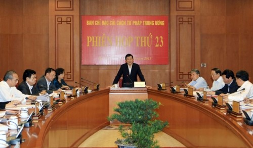 Staatspräsident Truong Tan Sang leitet Sitzung der Zentralabteilung für Justizreform