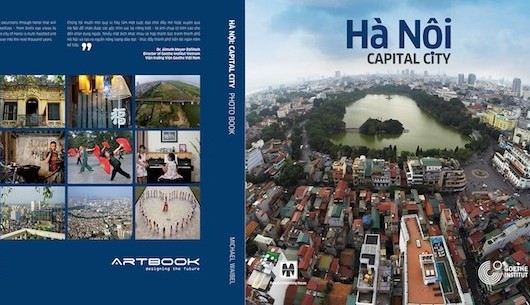 “Hanoi: Capital City” von Michael Waibel erhält den “Bui Xuan Phai 2015-Liebe zu Hanoi”-Preis  