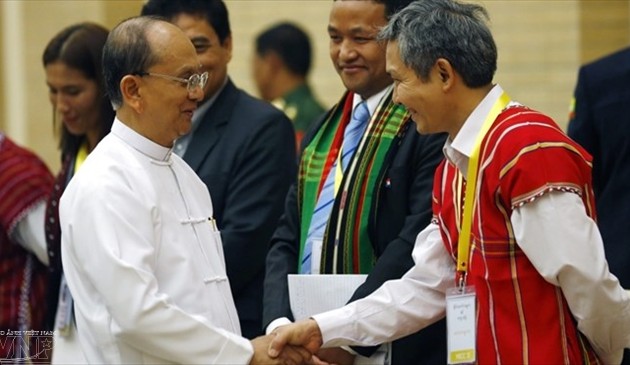 Myanmarisches Parlament ratifiziert das Waffenstillstandsabkommen