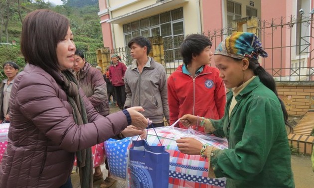 VOV5: Programm “Warmer Frühling im Grenzgebiet” in der Gemeinde Can Nong in der Provinz Cao Bang