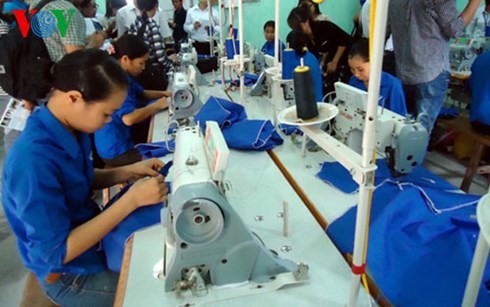Vietnam konzentriert sich auf die Investition in die Verbesserung der Arbeitsproduktivität
