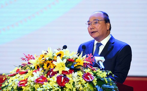 Premierminister nimmt an Feier zum 20. Jahrestag der Wiedergründung der Provinz Binh Phuoc teil
