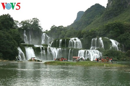 Wasserfall Ban Gioc - der größte Naturwasserfall in Südostasien