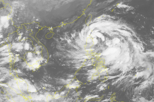 Höchste Bereitschaft bei der Vorbeugung gegen Taifun Khanun zeigen