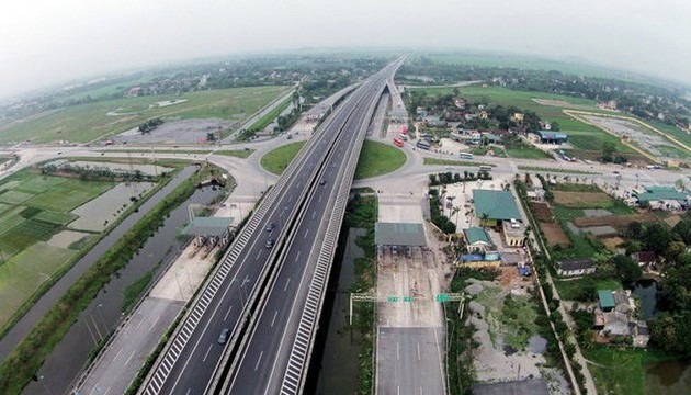 Parlament verabschiedet das Projekt zum Bau der östlichen Süd-Nord-Autobahn
