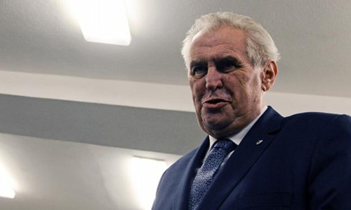 Miloš Zeman wird zum tschechischen Präsidenten wiedergewählt
