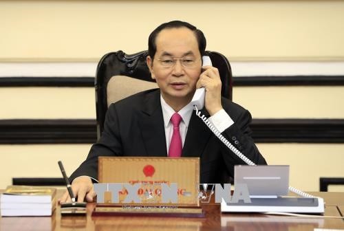 Staatspräsident Tran Dai Quang führt Telefongespräch mit US-Präsidenten Donald Trump