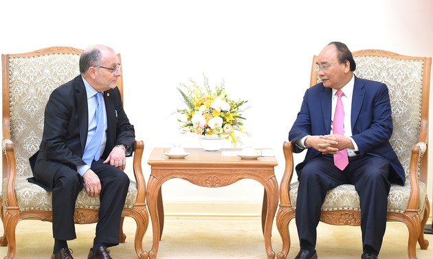Premierminister Nguyen Xuan Phuc empfängt den argentinischen Außenminister 