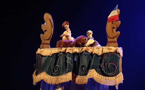 Das fünfte internationale Puppenfestival- wo die Kunst des Puppenspiels sich versammelt