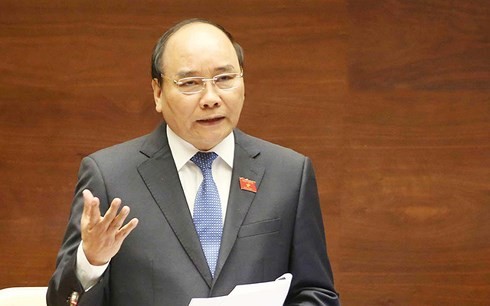 Premierminister Nguyen Xuan Phuc:Vietnam beharrt auf Stabilisierung der Makrowirtschaft