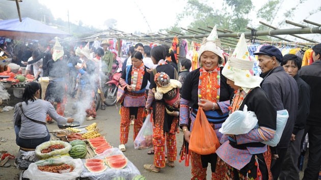 Bewahrung der Kultur des Volkes von den Vereinen im Kreis Sin Ho der Provinz Lai Chau