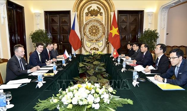 Politische Konsultation zwischen Vietnam und Tschechien
