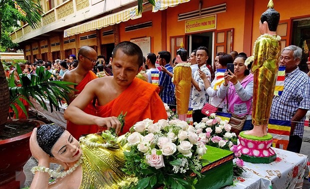 Glückwunsch des Premierminister Nguyen Xuan Phuc an das traditionelle Chol Chnam Thmay-Fest
