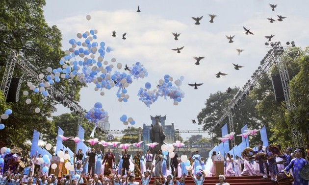 Hanoi feiert den 20. Jahrestag der Titelverleihung „Stadt für Frieden“