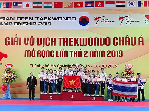 Vietnam gewinnt drei Goldmedaillen am Eröffnungstag der Asienmeisterschaft in Taekwondo 
