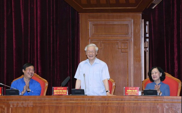 KPV-Generalsekretär, Staatspräsident Nguyen Phu Trong trifft vorbildliche junge Parteimitglieder