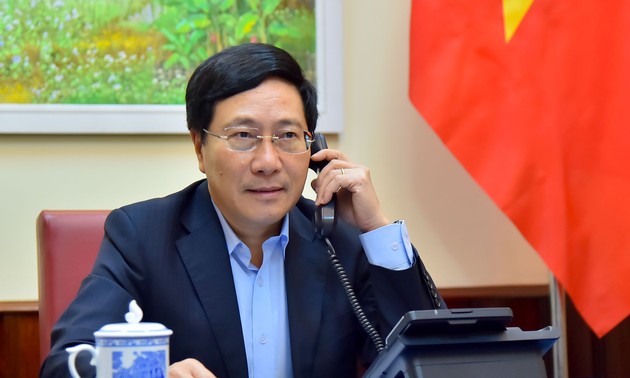 Vizepremierminister, Außenminister Pham Binh Minh führt Telefongespräch mit der spanischen Außenministerin 