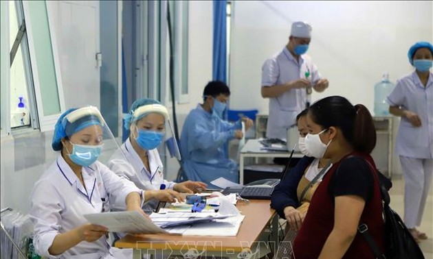 Fotowettbewerb „Vietnamesische Krankenpfleger engagieren sich für Vorbeugung und Bekämpfung der Covid-19“