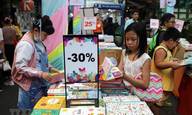 Eröffnung der Buchmesse für Kinder in Ho Chi Minh Stadt