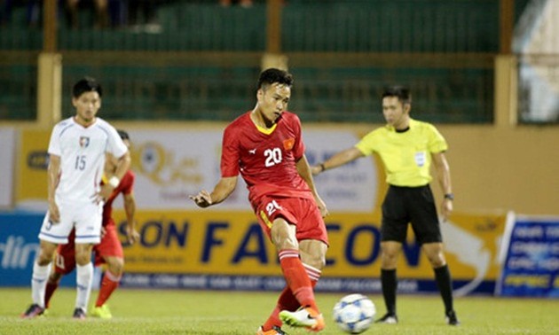 Trainer Park Hang-seo benutzt den Rahmen des Fußballklubs Hanoi für die Innenverteidigung der U22-Fußballnationalmannschaft