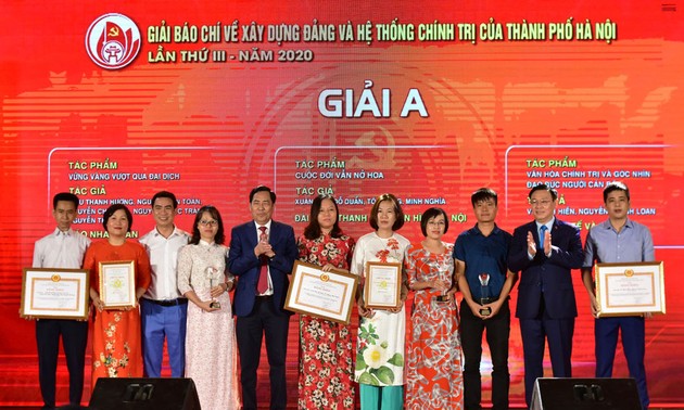 Auszeichnung für Pressewettbewerb über Kulturentwicklung und Förderung der zivilisierten Hanoier 2020