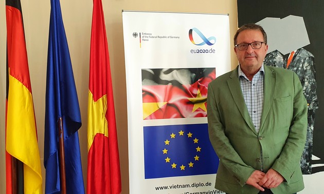 Eindrücke in Zusammenarbeit zwischen Deutschland und Vietnam in Wissenschaft und Technologie 