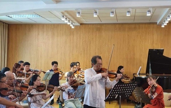 Geigenspieler vieler Generationen werden beim Galaxie-Konzert spielen 