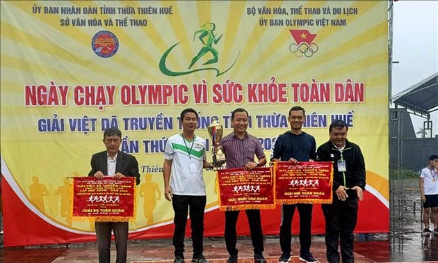 Fast 2000 Sportler nehmen am traditionellen Langlaufturnier in Thua Thien Hue teil