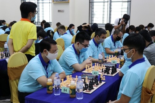 Eröffnung der nationalen Schachmeisterschaft LienVietPostbank 2021