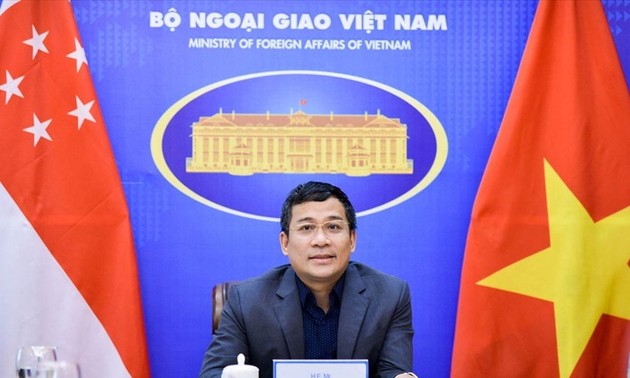 Vietnam und Singapur verstärken Zusammenarbeit bei Covid-19-Bekämpfung