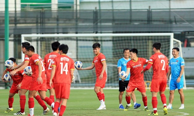 Vietnamesische Fußballmannschaft versammelt sich für Vorbereitung auf zwei Spiele im November