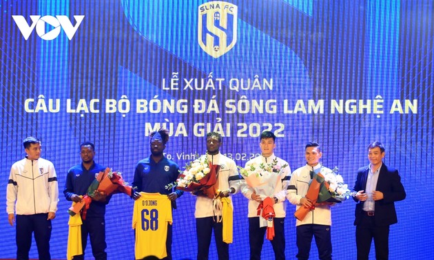 Fußballklub SLNA setzt sich zum Ziel, zu den Top 3 V-League 2022 zu gehören