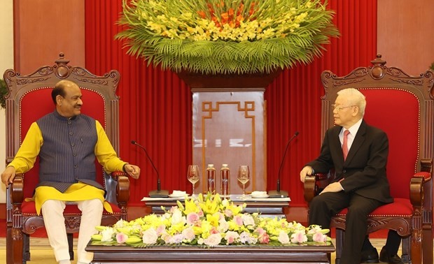 KPV-Generalsekretär Nguyen Phu Trong empfängt den Präsidenten des indischen Unterhauses