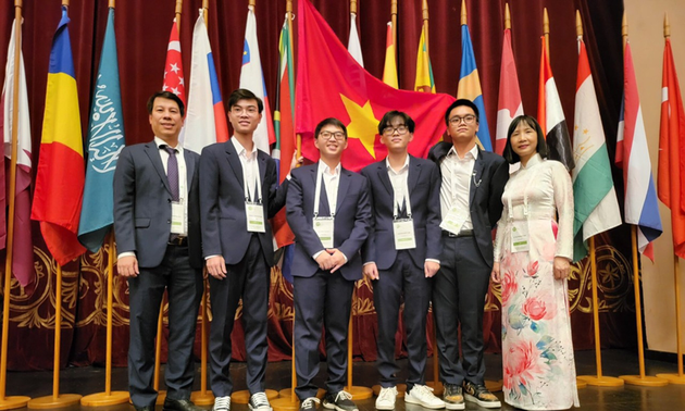 Vier vietnamesische Schüler gewinnen Medaille bei Internationaler Biologie-Olympiade