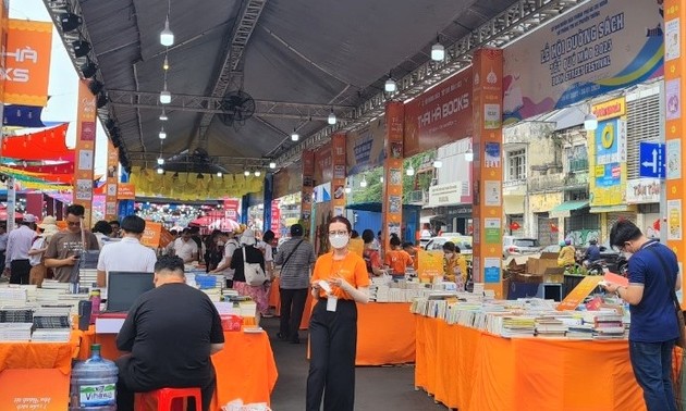 Buchstraßenfest zieht 800.000 Besucher in Ho Chi Minh Stadt an