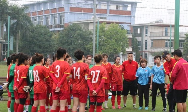 Vietnams U20-Fußballmannschaft bereitet sich auf 2. Qualifikationsrunde der U20-Fußballasienmeisterschaft der Frauen vor